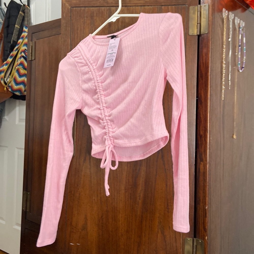 Wild fable pink long sleeve crop